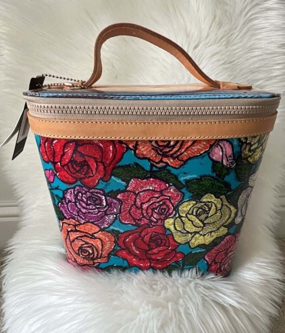 Consuela Slim Train Case Rosita
